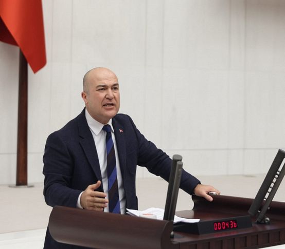 CHP'li Bakan'dan 'Öğretmenlik Meslek Kanunu' tepkisi