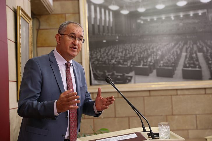 CHP'li Sertel, Cumhurbaşkanı Erdoğan hakkında yaptığı suç duyurusunu geri çekeceğini açıkladı