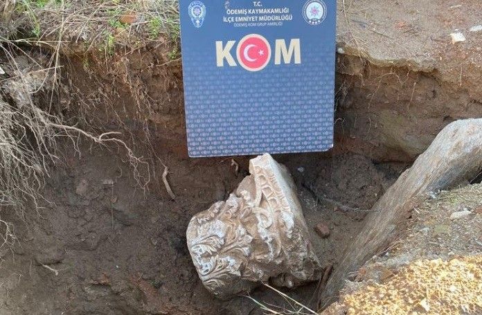 Evinin bahçesinde kaçak kazı yapan kişi yakalandı