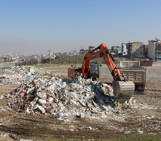 Gaziemir'de kaçak moloz dökenlere ceza yağdı