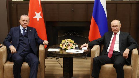 Putin, Erdoğan ile telefonda görüştü!