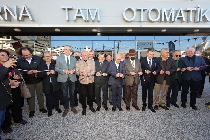 Türkiye'nin en büyük tam otomatik otoparkı açıldı