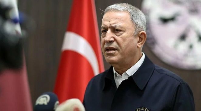 Bakan Akar: Mayın avlama gemilerimiz görev başında