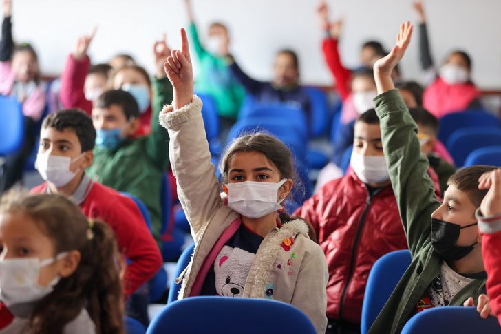 Buca Belediyesi’nden çocuklara doğa dostu eğitim