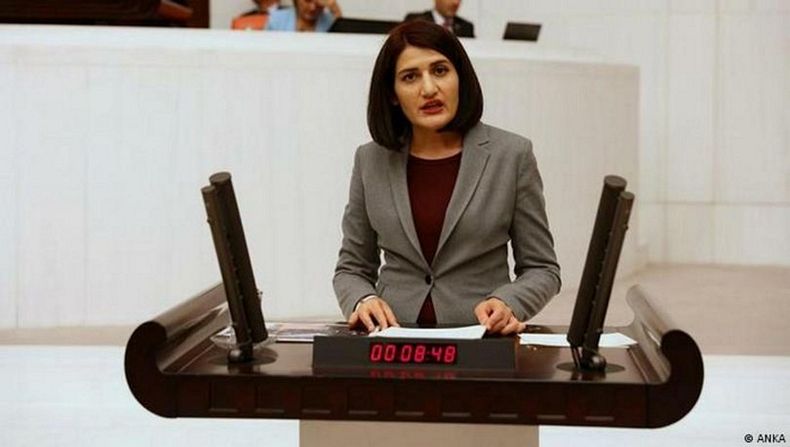 HDP'li Semra Güzel hakkında yakalama kararı