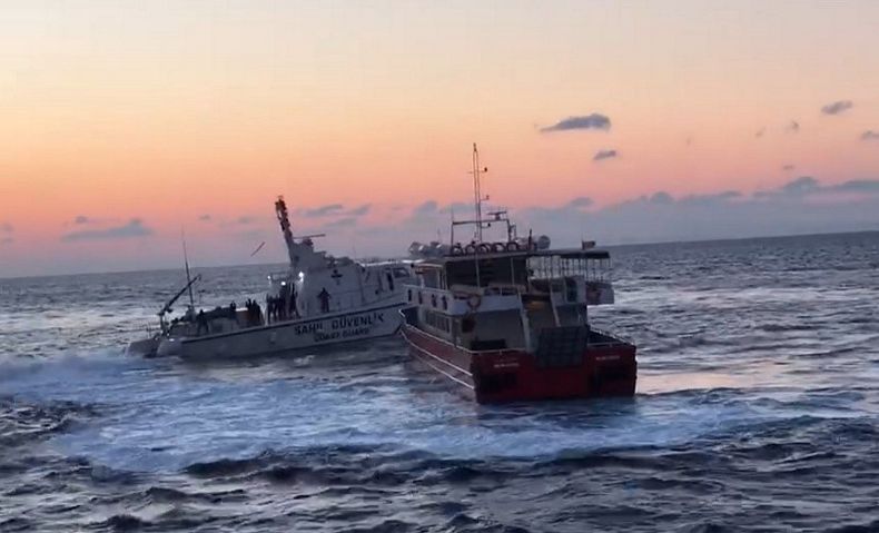 İzmir’de düzensiz göçmen operasyonunda 1 tutuklama