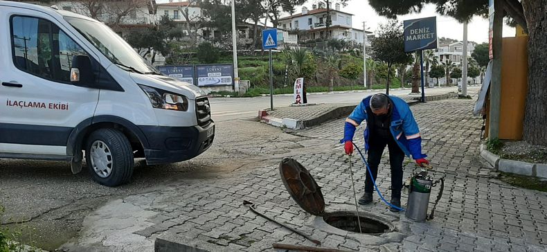 Menderes Belediyesi’nden ilaçlama seferberliği