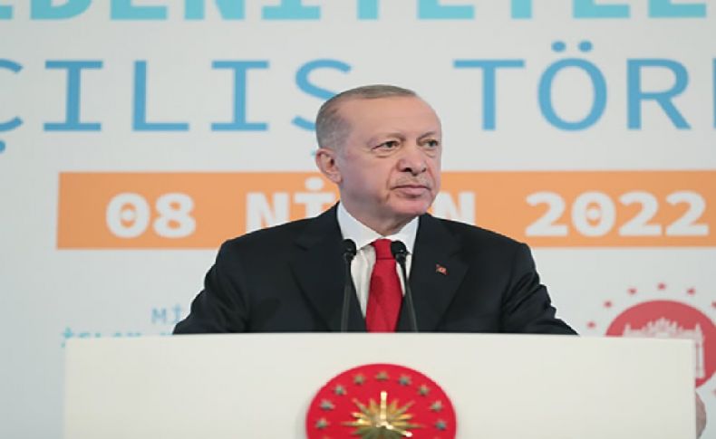 Erdoğan: Milletimizi savurmak isteyenlere meydanı bırakmayacağız