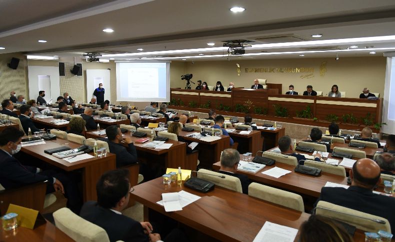 Karabağlar Meclisi'nde encümen ve komisyon üyeleri seçildi
