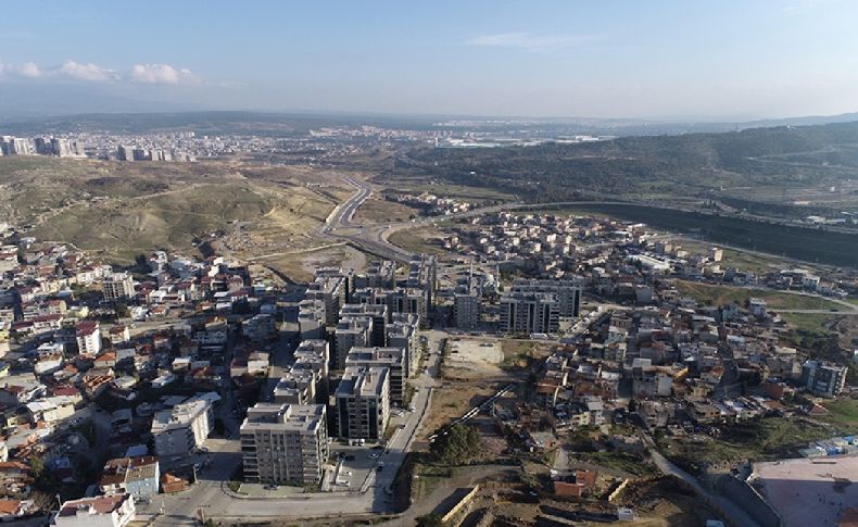 Kentsel dönüşümde iki önemli adım: Örnekköy'de temel, Uzundere'de kura