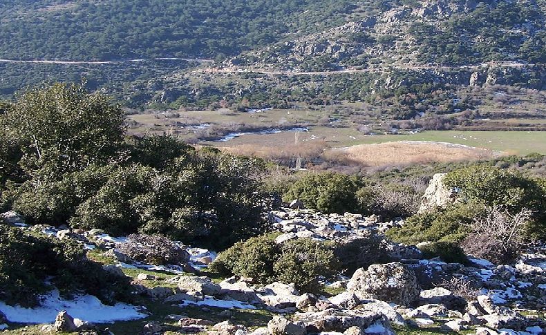 Zemini tartışmalara neden olmuştu: Büyükşehir o alanda mezarlık için düğmeye bastı