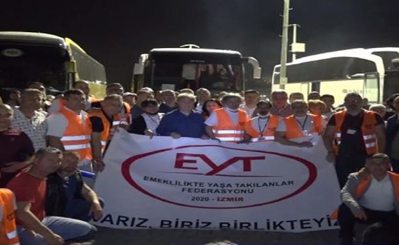 Başkan İduğ İzmir'den İstabula'a giden EYT'lileri uğurladı