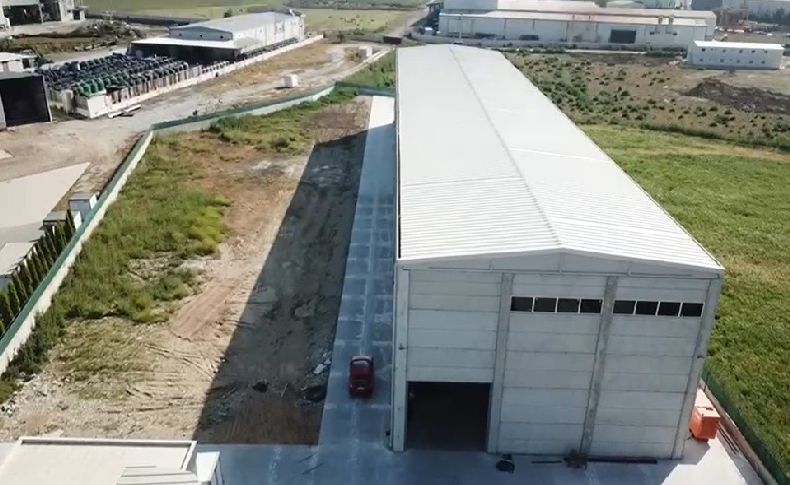 İzmir'de kaçak sigara fabrikasına baskın