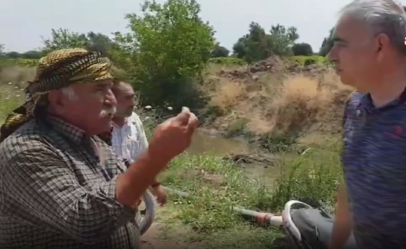 Manisalı köylüler, sulama kanalına sanayi atığı karıştığını iddia etti