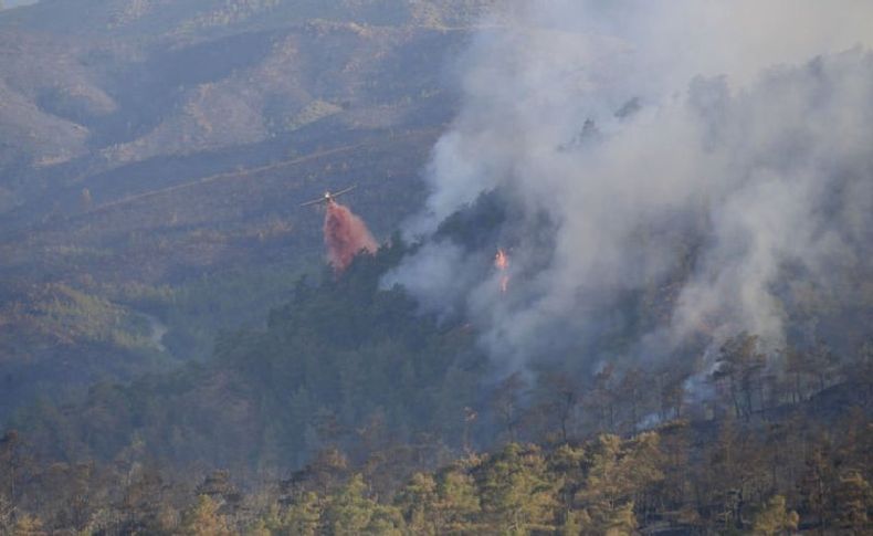 Marmaris'teki yangını söndürme çalışmaları devam ediyor