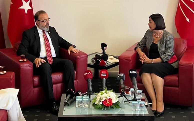 AK Parti ile CHP'nin bayramlaşmasında gündem ekonomi