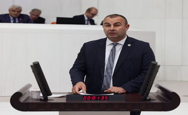 CHP'li Arslan asbestli geminin son konumunu paylaştı: Bir kez daha uyarıyoruz