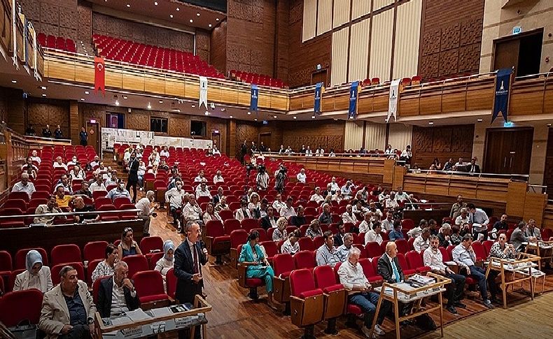 Gruplar arasında ‘kuşku’ polemiği: ‘Zehir gemisi’ gerginliği meclise sıçradı