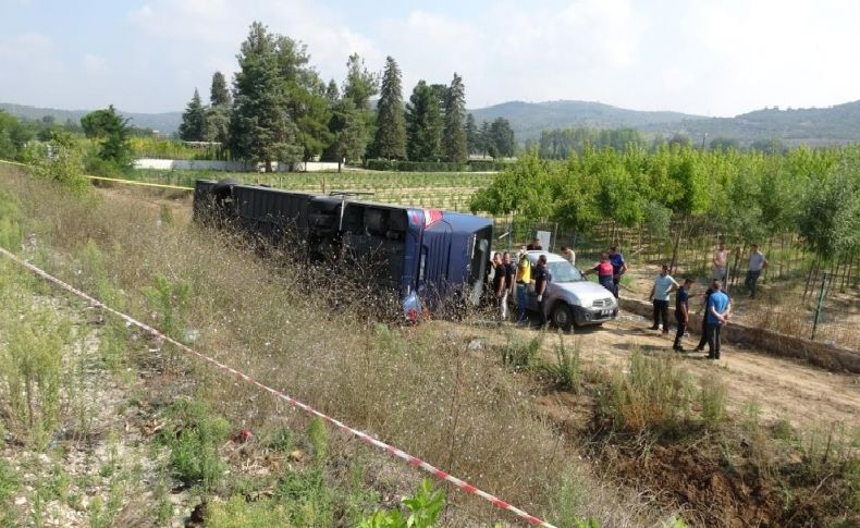 Çanakkale'de tur otobüsü devrildi! Ölü ve yaralılar var