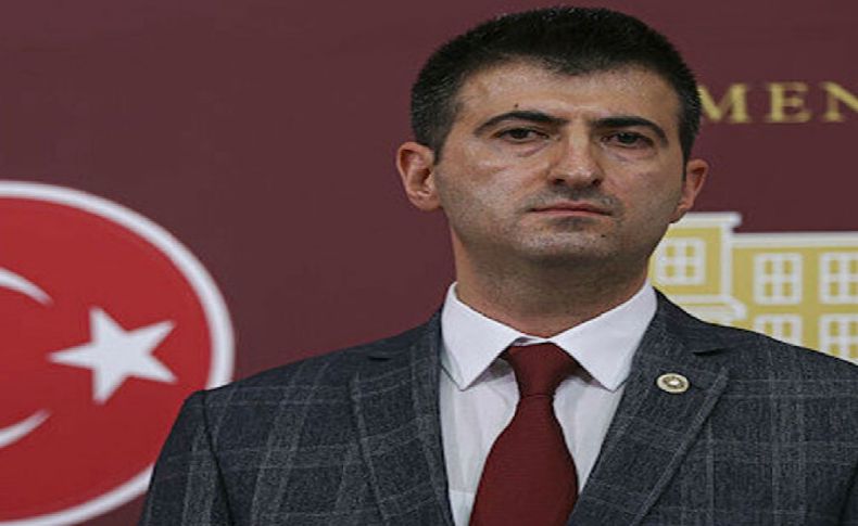 Bağımsızlık vurgusu yapmıştı,  AK Parti’ye katıldı: Eski partisinden çok sert sözler