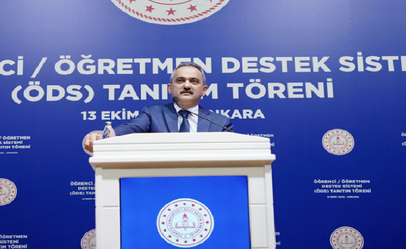 Bakan Özer: Bizden daha fazla kimse öğretmeni sevemez!
