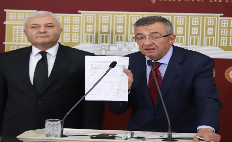 CHP 'Sansür yasasını' AYM'ye taşıyacağını açıkladı