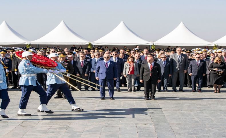 İzmir'de Cumhuriyet Bayramı kutlamaları başladı