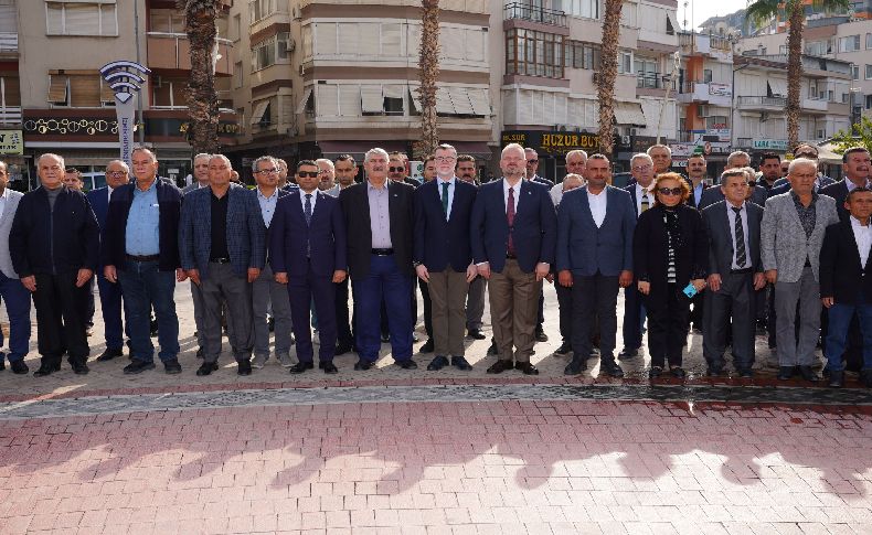 Menemen'de Muhtarlar Günü törenle kutlandı