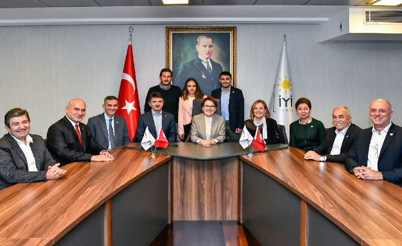 Akşener'den Erdoğan'a fotoğraflı yanıt