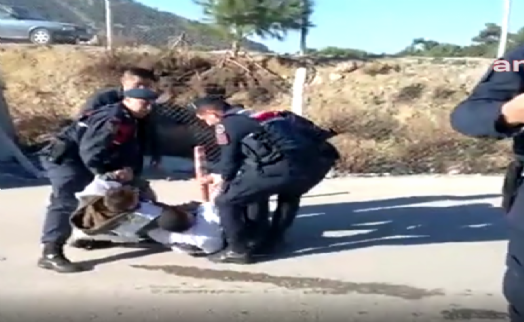 Bağımsız Maden-İş Sendikası'nın Polyak Madencilik'in önündeki protestosuna jandarma müdahale etti: 2 gözaltı