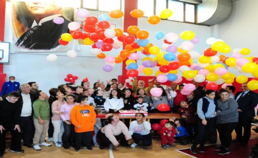 Balçova'nın engelsiz yeni yıl partisi