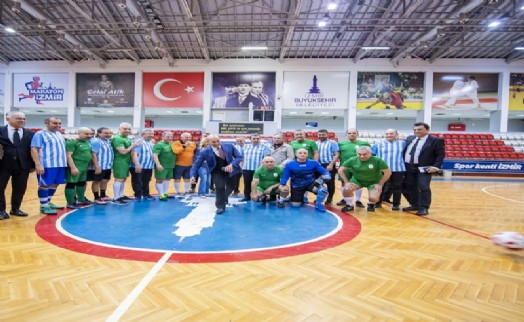 Basın Ligi'nin dostluk maçında başlama vuruşu Soyer'den