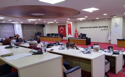 Bayraklı'da ‘Abin gelsin' tartışmasında ikinci perde