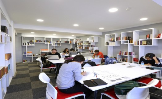 Buca Belediyesi Gençlik Merkezleri'ne rekor başvuru