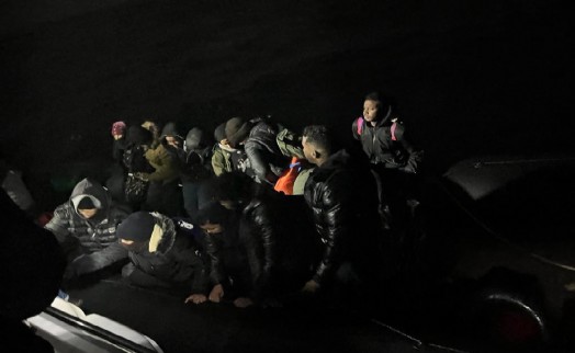 İzmir'de 42 göçmen yakalandı, 38 göçmen kurtarıldı