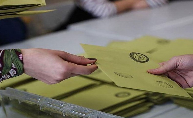 Kulisler haretlendi: AK Parti'de seçim için iki tarih öne çıkıyor