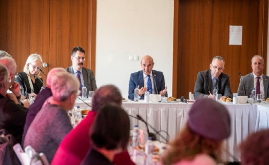 Soyer: Önceliğimiz Akdeniz üzerinden İzmir'in kabuğunu kırmak