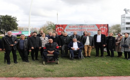 Sürekli, Aliağa'da engellilerle buluştu: “Türkiye Yüzyılı'na iz bırakacaklar…”