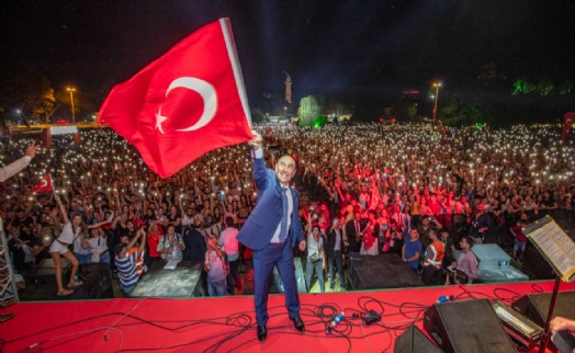 Tunç Soyer'den yeni yıl mesajı