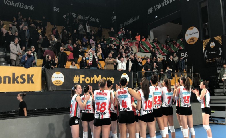 Karşıyaka Voleybol, sezon rekorunu kırdı