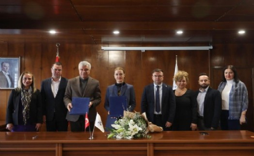 DEÜ'lü sanatçılar, Çocuk Senfoni Orkestrası'nda öncülük edecek