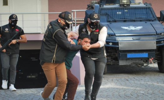 İzmir'de cezaevi servisine saldırı davasında 4 tahliye