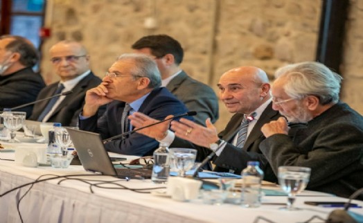 Soyer yeni belediye binası için İEKKK'yi topladı: Sadece bina değil, demokrasi anıtı yapacağız