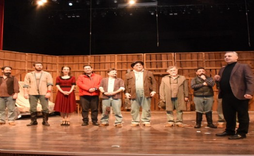 Torbalı'da 3.Tiyatro Günleri başladı