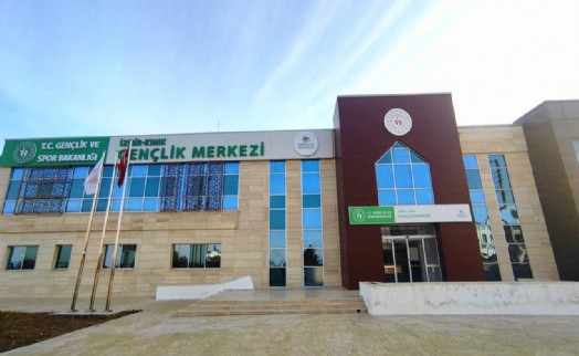 Kınık'tan afetzedelere sosyal market