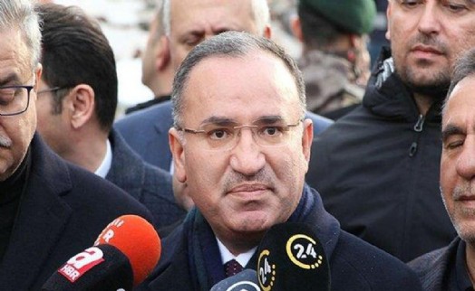 Yakınları ölen vatandaşlar, Bekir Bozdağ'a haykırdı!