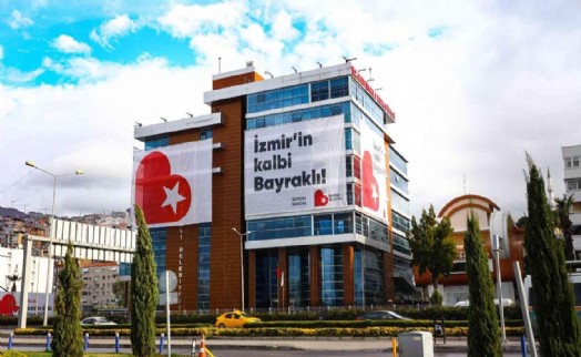 Bayraklı'dan 1000 öğrenciye beslenme desteği!