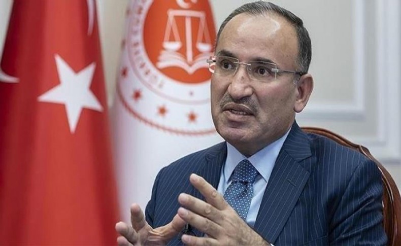 Bekir Bozdağ: Vatandaşlarımız resmi açıklamalara itibar etsin