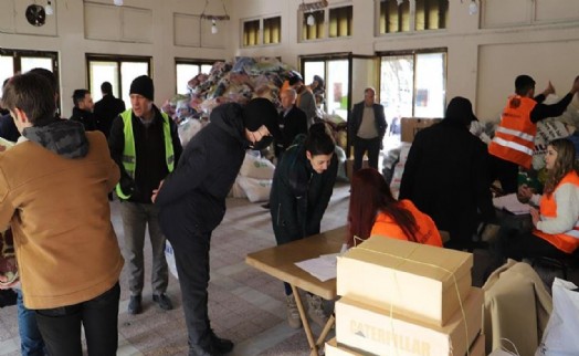 Ödemiş'te yardım kampanyasına büyük destek