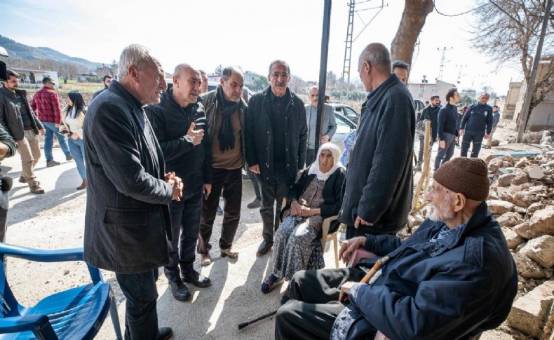 İzmir Büyükşehir Belediyesi Acil Çözüm Ekipleri Osmaniye'de